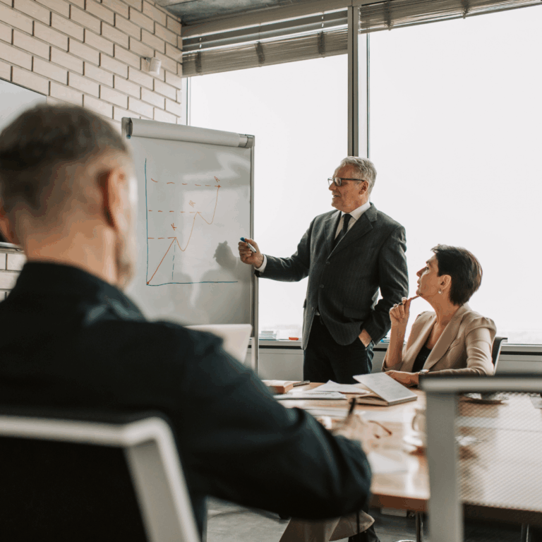 What Is a CIO? A Clear Guide to the Chief Information Officer Role
